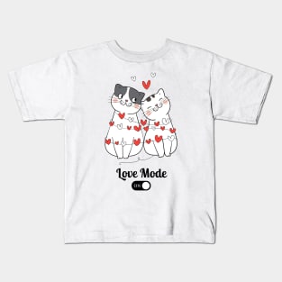 Couple of cats love mode Kids T-Shirt